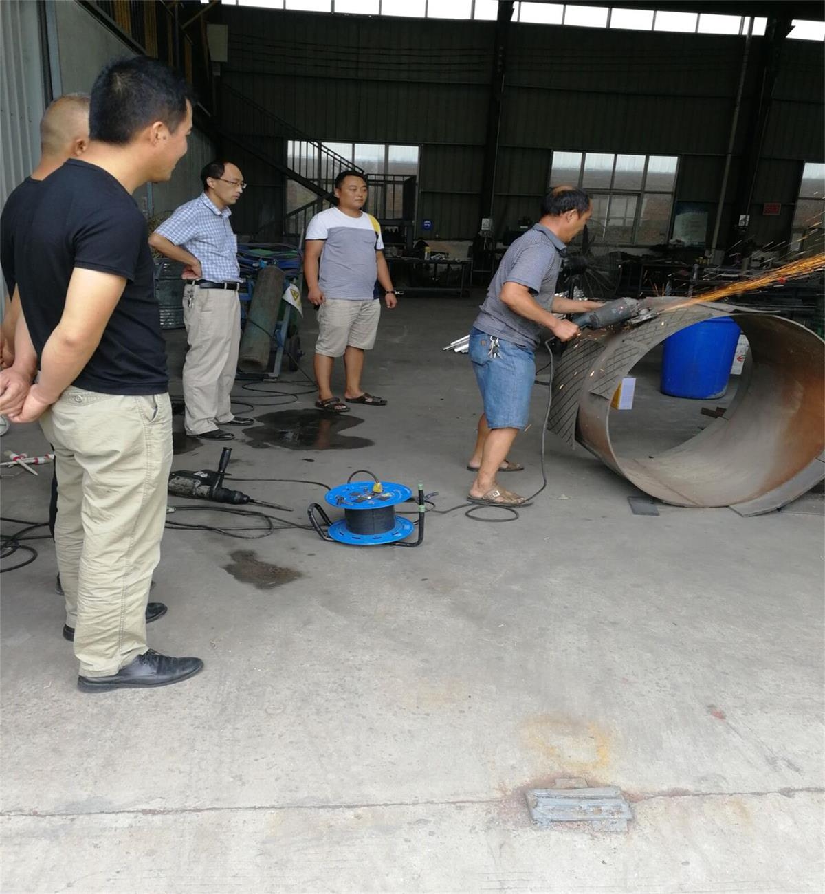 5b7d18b902f8a.jpg 5b7d18b902f8a.jpg