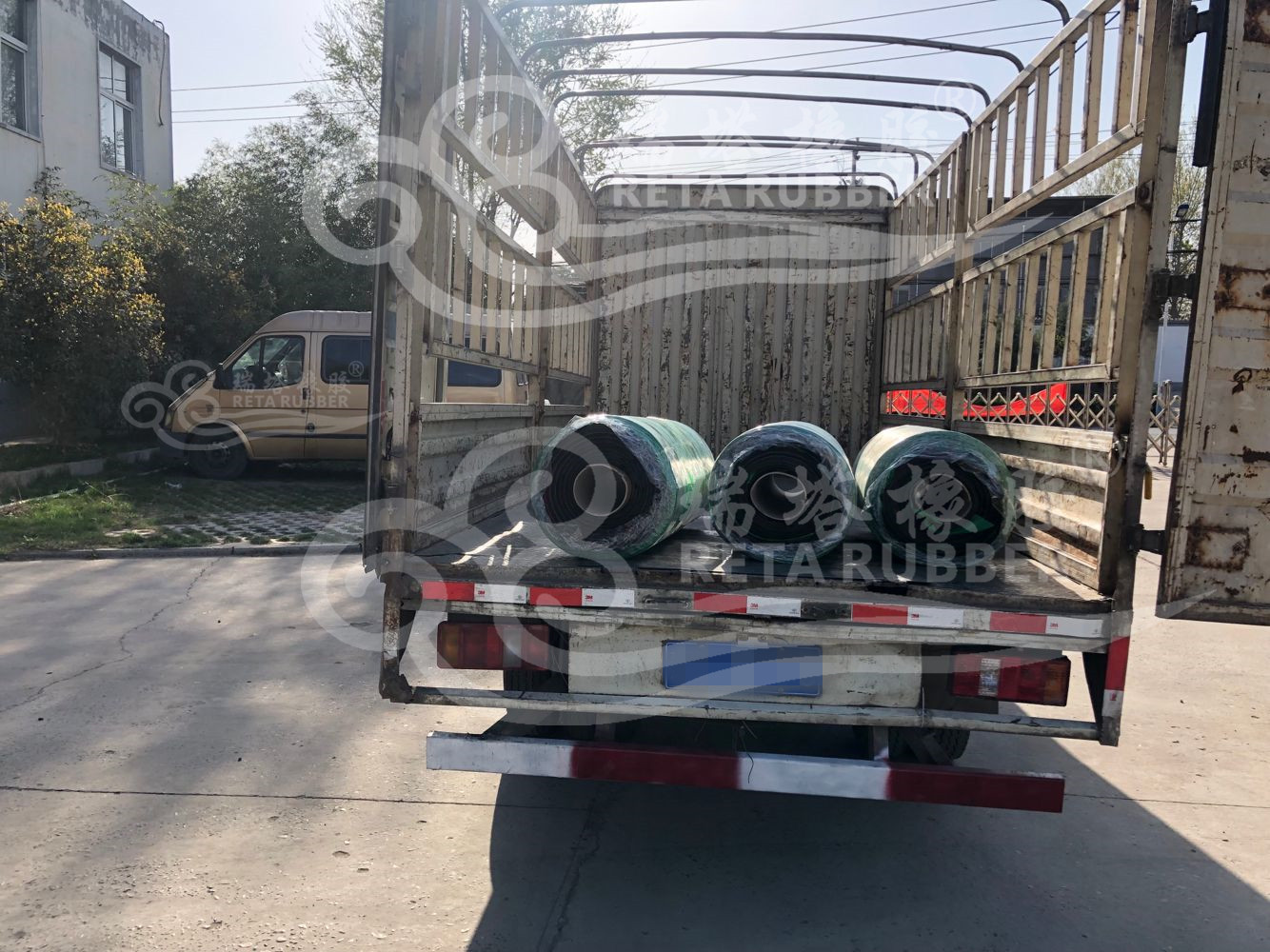 5c9dd9a543fff.jpg 5c9dd9a543fff.jpg