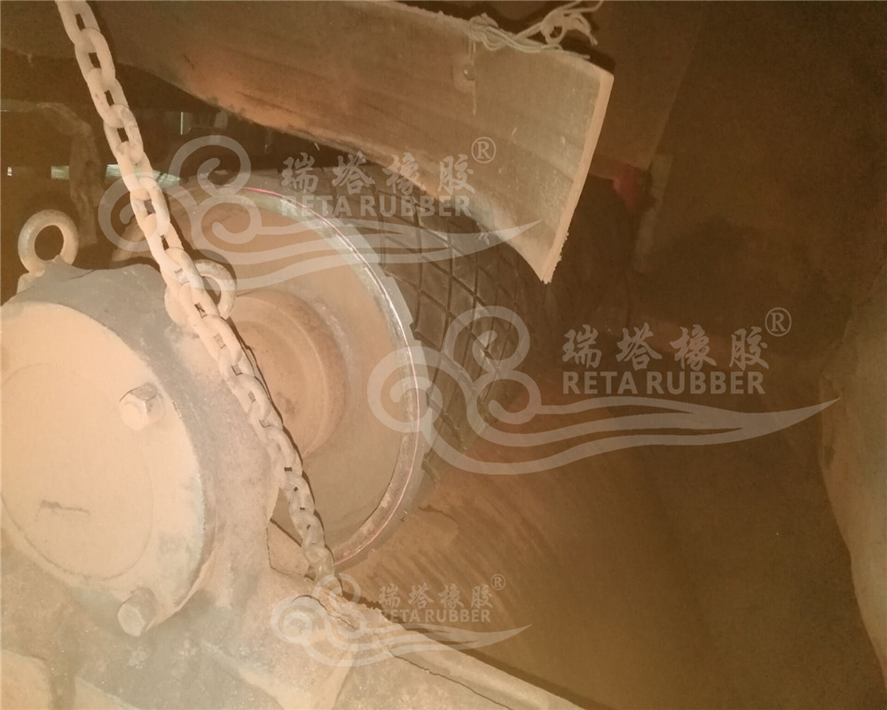 5ce753833da13.jpg 5ce753833da13.jpg